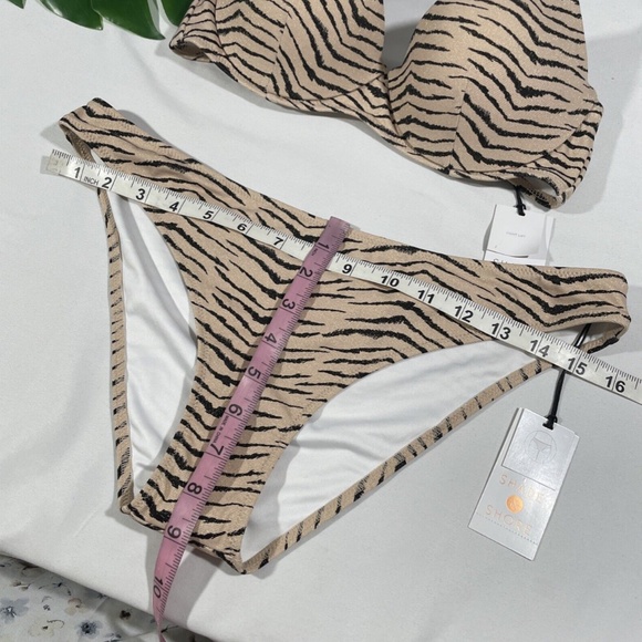 NWT‎ Shade Shore [ 34B ] Bikini Top + Cheeky Bottom [ Medium ] Animal Lurex - Picture 2 of 12